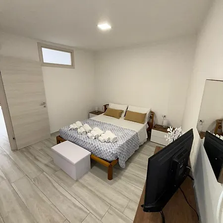 L'angolo Della Piazza Apartamento Caltagirone