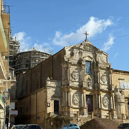 Apartamento L'angolo Della Piazza Caltagirone