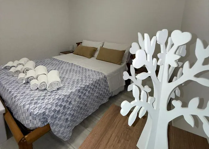 L'angolo Della Piazza Caltagirone