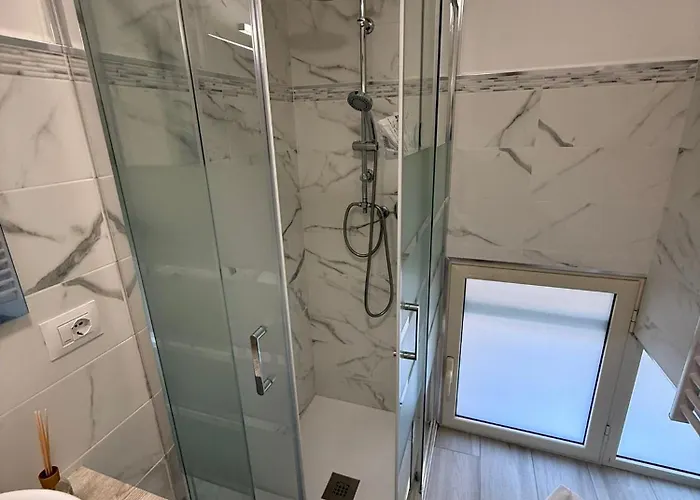 L'angolo Della Piazza * Caltagirone