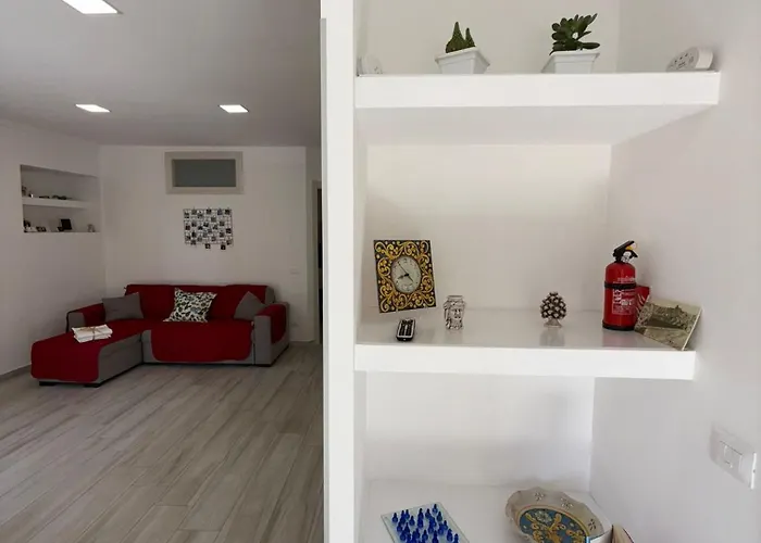 L'angolo Della Piazza * Caltagirone